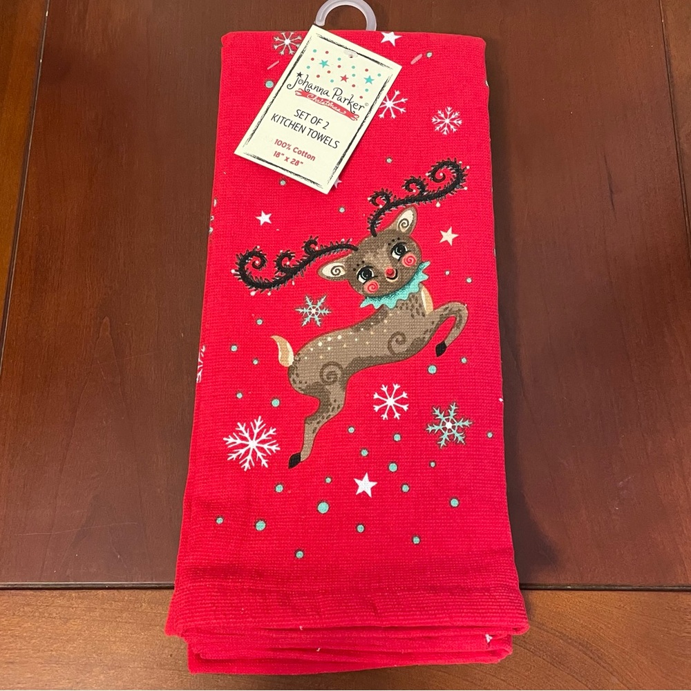 NWT JOHANNA PARKER SET OF 2 CHRISTMAS REINDEER TOWELS Hand Tea Kitchen Holiday